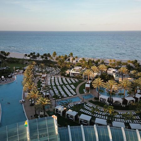 Fontainebleau Resort Balcony W Ocean And City View Miami Beach Exteriör bild